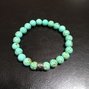 Green Gemstone Stretch Bracelet